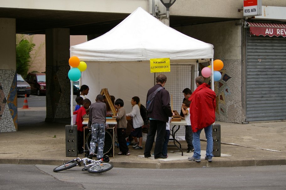 Evry 13 09 08 - Fete de quartier des champs-elysees 098.jpg